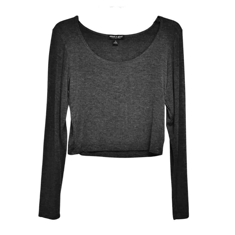 About A Girl Gray Long Sleeve Top NWOT